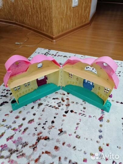 Кукольный домик