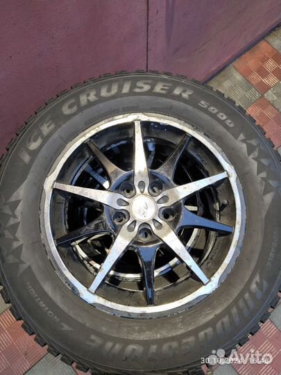 Bridgestone Ice Cruiser 5000 235/60 R16 100T