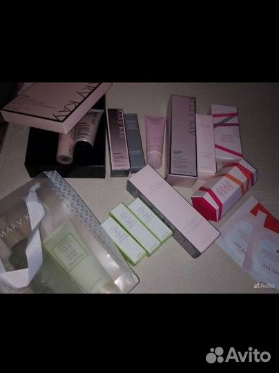 Косметика, сумки Mary Kay