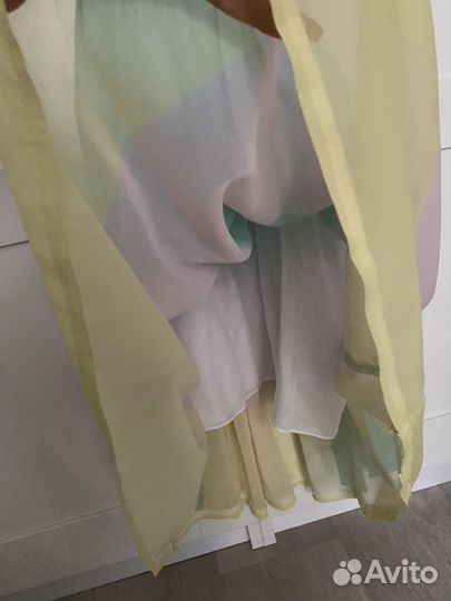 Платье для девочки летнее р 134-140