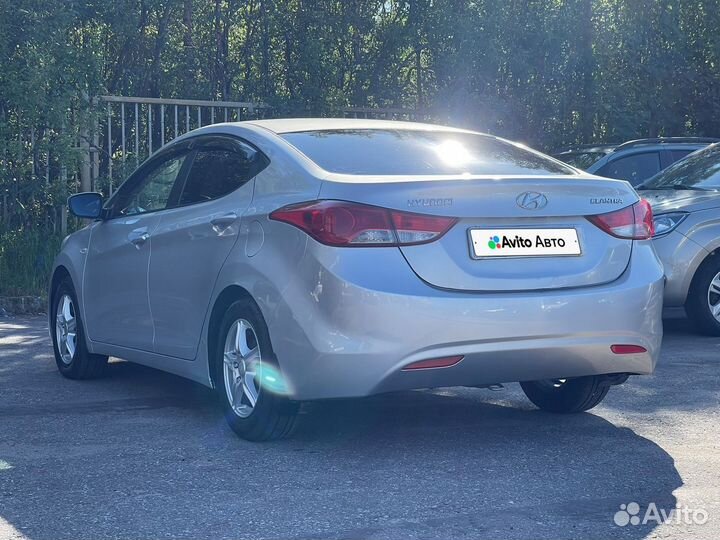 Hyundai Elantra 1.6 МТ, 2012, 132 000 км