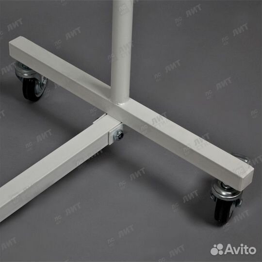 Вешало для одежды