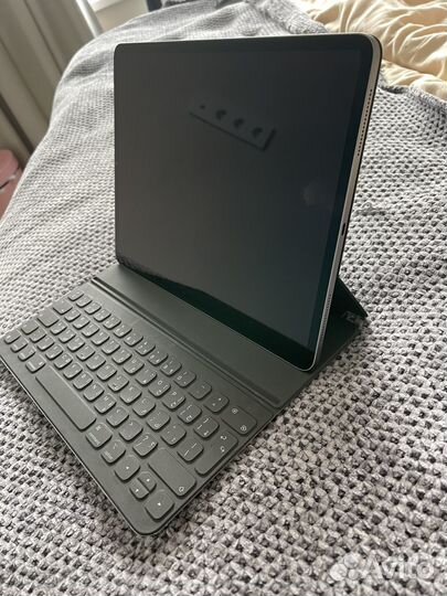 Беспроводная клавиатура Apple smart keyboard folio