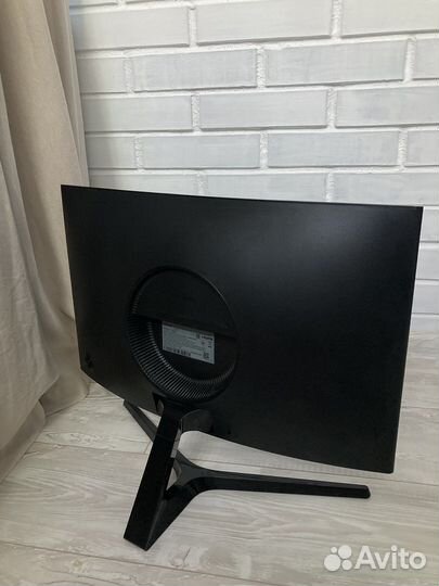 Монитор Samsung LC24RG50fqixci