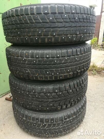Dunlop SP Winter Ice 01 225/70 R16 103