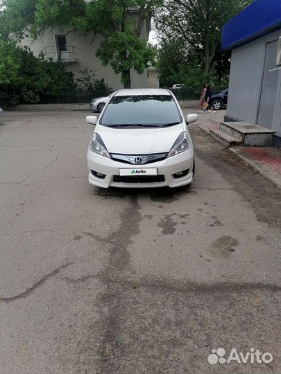 Honda Fit Shuttle 1.3 CVT, 2012, 140 000 км