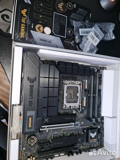 Материнская плата asus TUF B760M plus