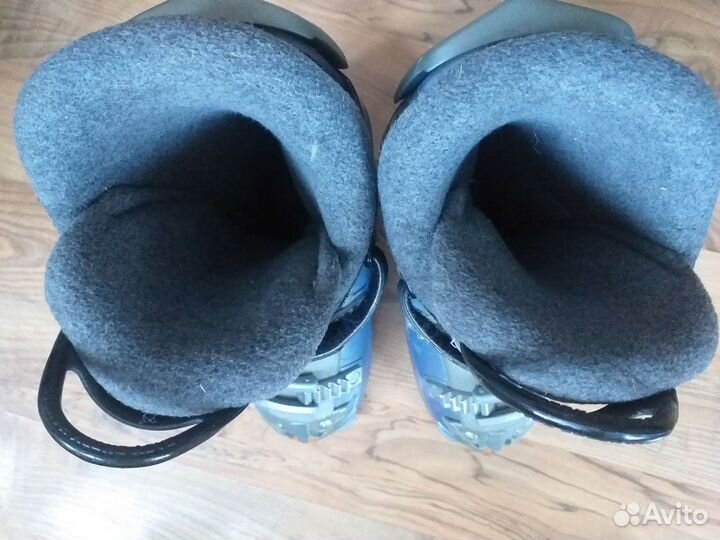 Ботинки горнолыжные