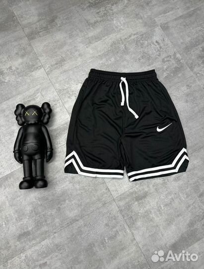 Шорты Nike