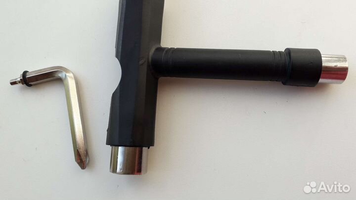 Ключ для лонгборда