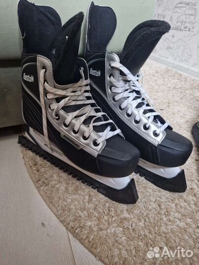 Коньки хоккейные