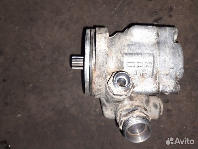 Насосик гура Daf Xf 105.460 MX340S2 2008