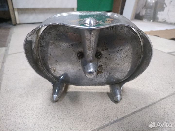 Зеркало заднего вида ретро