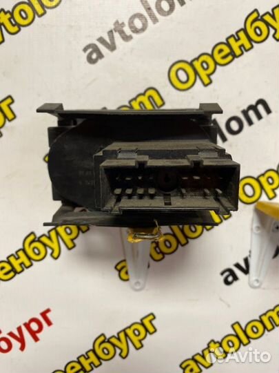 Блок управления светом Ford Focus 2