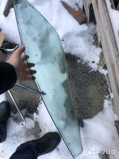 Стекло переднее левое камри 40