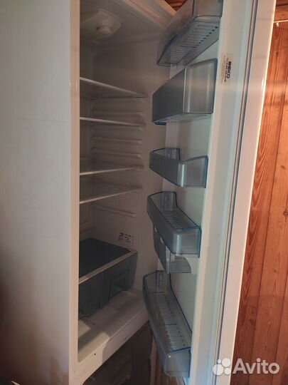 Холодильник бу веко