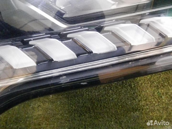 Фара правая Audi Q7/SQ7