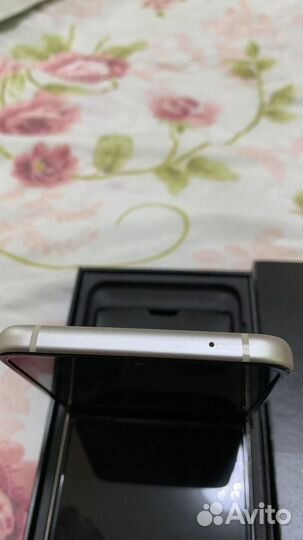 Samsung Galaxy Z Flip3, 8/256 ГБ