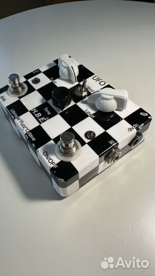 Педаль Homebrew Electronics Ultimate Fuzz Octave