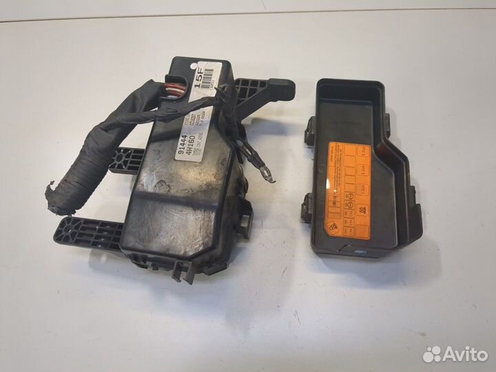 Блок предохранителей Hyundai H-1 Starex, 2012