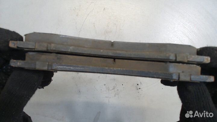 Колодки тормозные Lincoln Navigator, 2010