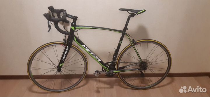 Шоссейный велосипед Merida Scultura 100, рама L