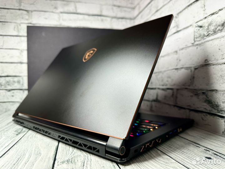 Игровой ноутбук MSI 32RAM/GTX8GB/144гц/i7