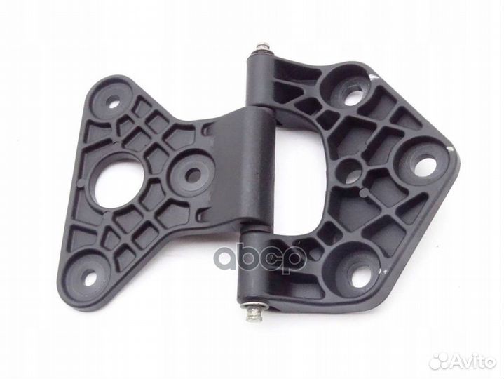 Петля капота iveco