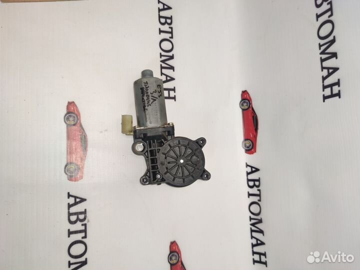 Моторчик стеклоподъемника задний BMW X5 2000-2007