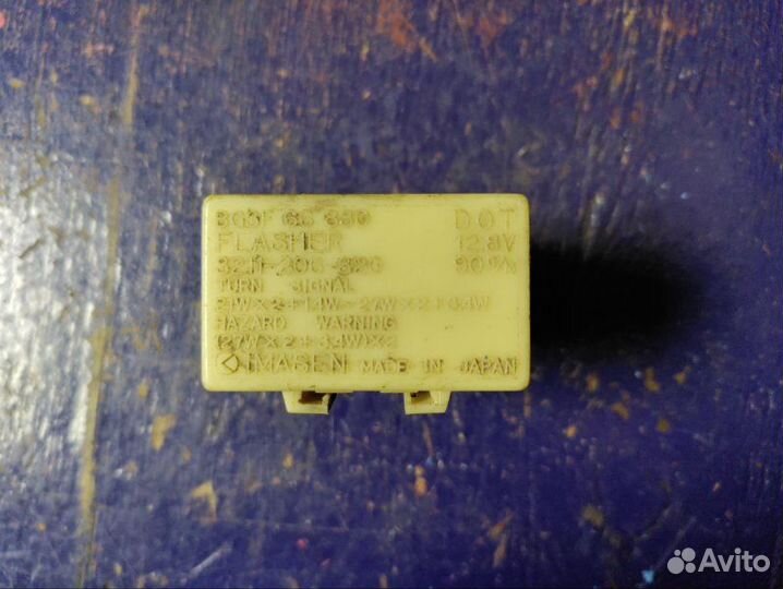 Реле указателя поворота Mazda 323 1994-1998