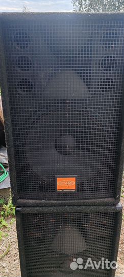 Комплект из 4 колонок + усилитель