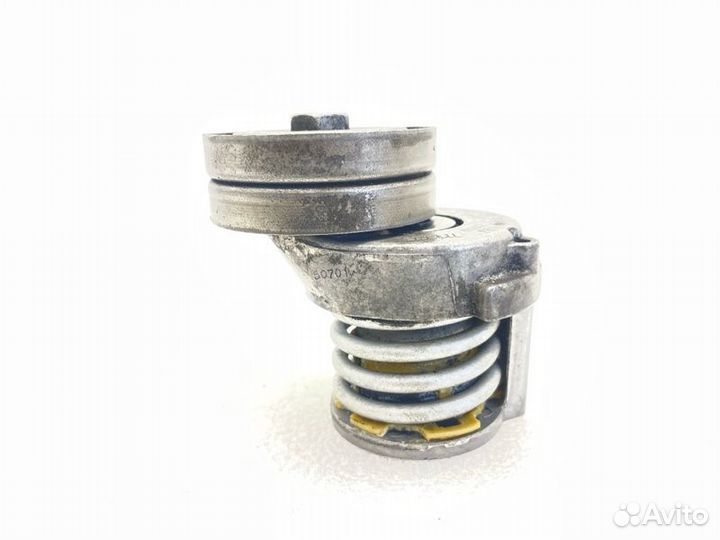 Натяжитель ремня Volkswagen Golf 6 1.4 caxa 2010