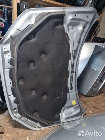 Капот Volvo S80 B8444S 2010