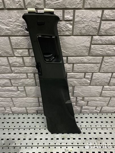 Audi Q7 (4L) Обшивки салона