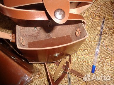 Сумка маленькая с ремнём на плечо