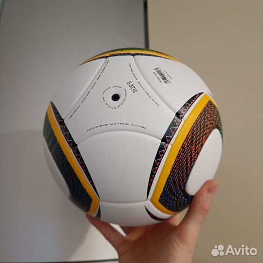 Футбольный мяч adidas jabulani 5