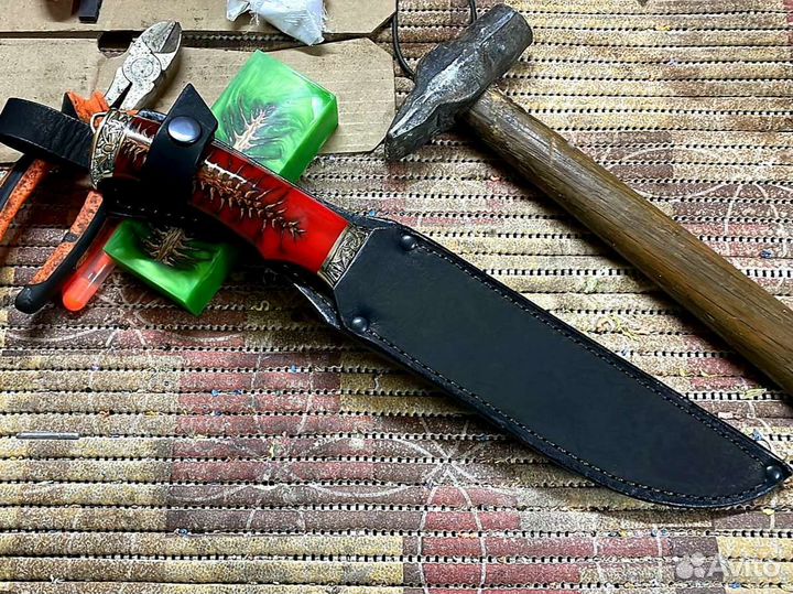 Нож пластунский из стали D2 рукоять акрил,шишка