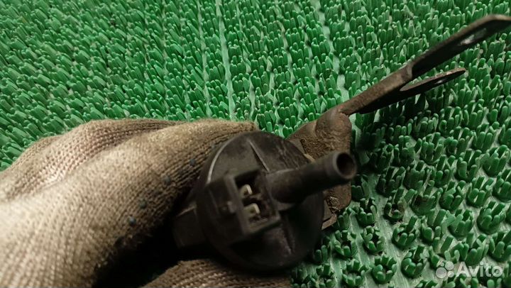 Клапан электромагнитный на Киа Спектра