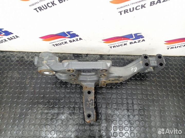 Кронштейн торсиона кабины правый Daf XF106