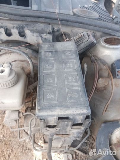 Блок предохранителей opel vectra b 2.0 16V X20XEV