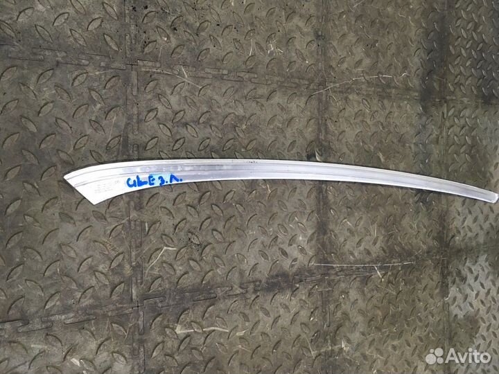 Молдинг стекла задний верхний левый