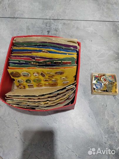 Монеты и банкноты разных периодов и стран