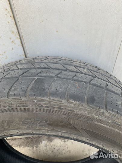Road Hugger Monarch Metric 215/55 R17