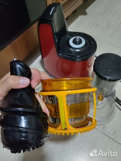 Соковыжималка шнековая kitfort