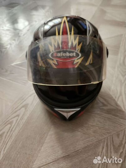 Защитный шлем для мотобайкеров