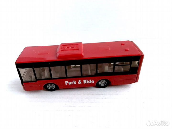 Модель - Автобус Siku H0 1021