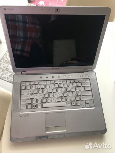 Продам ноутбук на запчасти Sony матрица