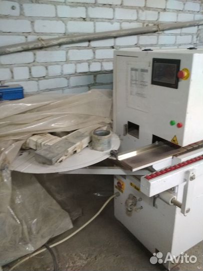 Кромкооблицовочный станок cehisa PRO 9 Concept