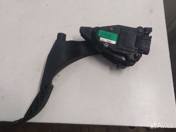 Педаль газа Volkswagen Golf 4