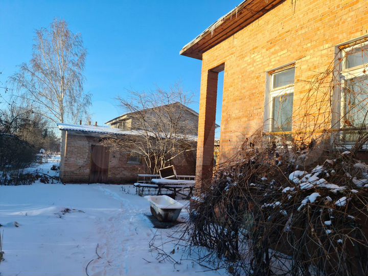 Коттедж 250 м² на участке 15 сот.